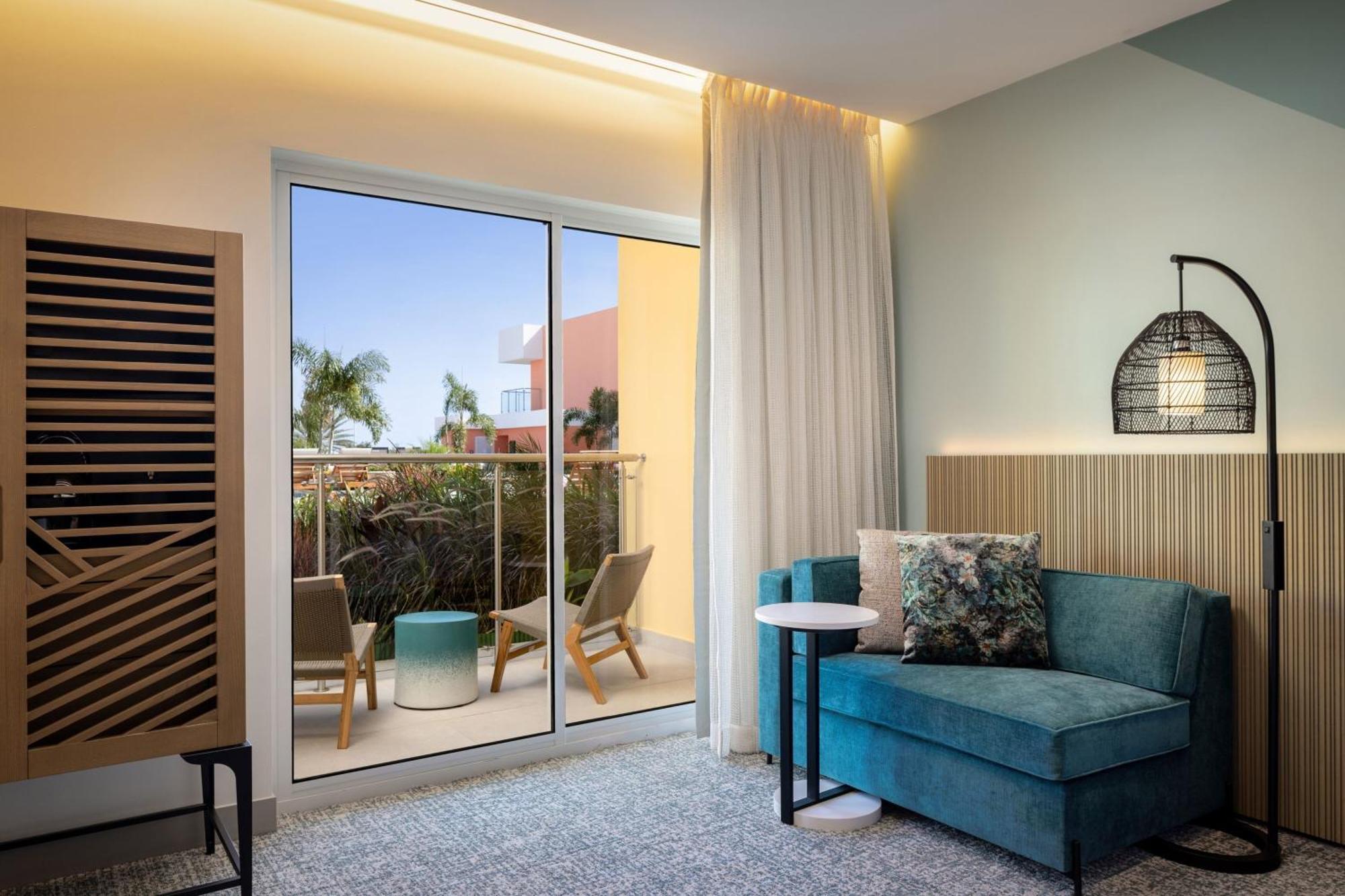 Courtyard By Marriott Curacao Otel Willemstad Dış mekan fotoğraf